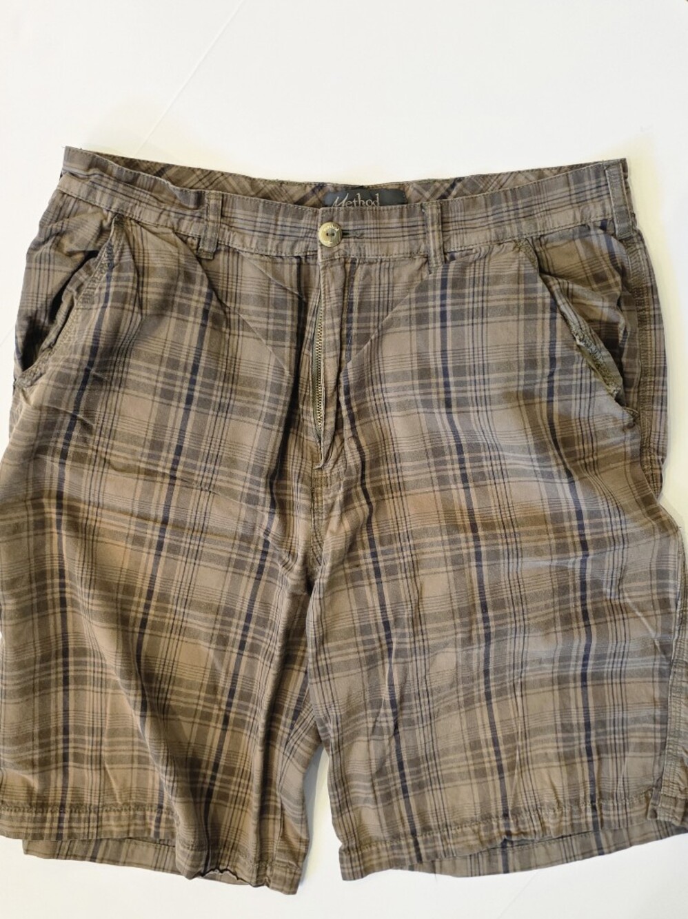 Method Men's Plaid Flat Front Shorts in Brown 34